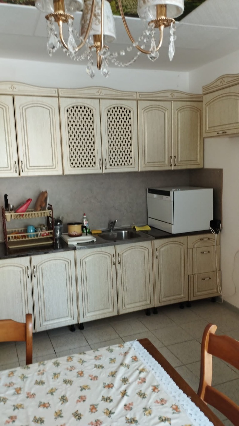 Дава под Наем ВИЛА в област Добрич, гр. Каварна - 150 кв.м / 1 022.58 € » 2 000 лв., ЧЕЛСИ ИНВЕСТ ЕООД