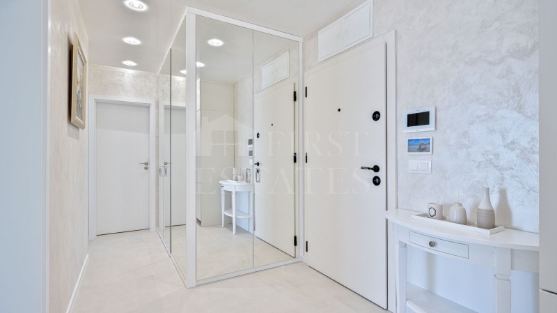 K pronájmu  2 ložnice Sofia , Centar , 114 m2 | 83791893 - obraz [11]