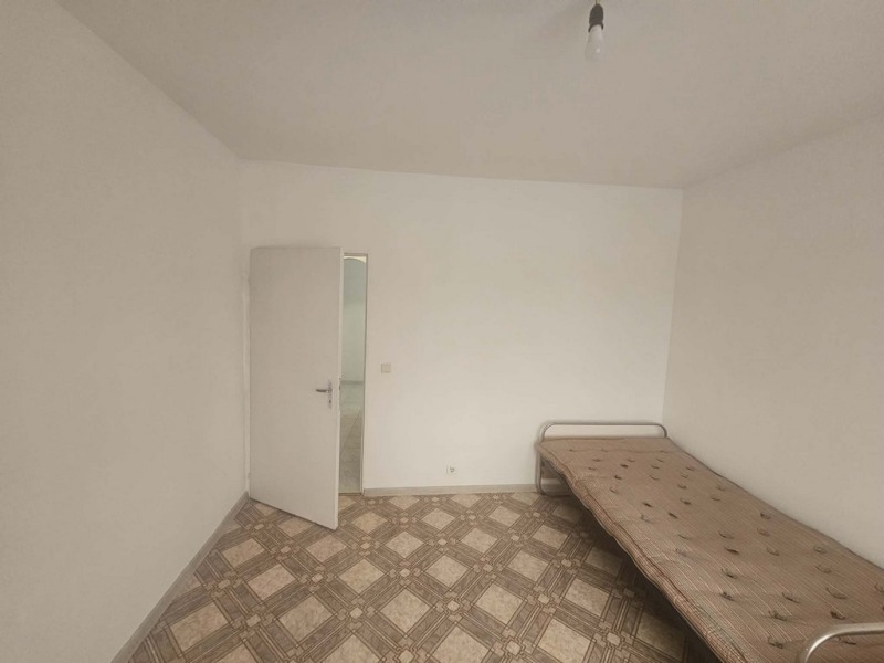 Дава под наем 3-СТАЕН, гр. Кърджали, Възрожденци, снимка 12 - Апартаменти - 53333798