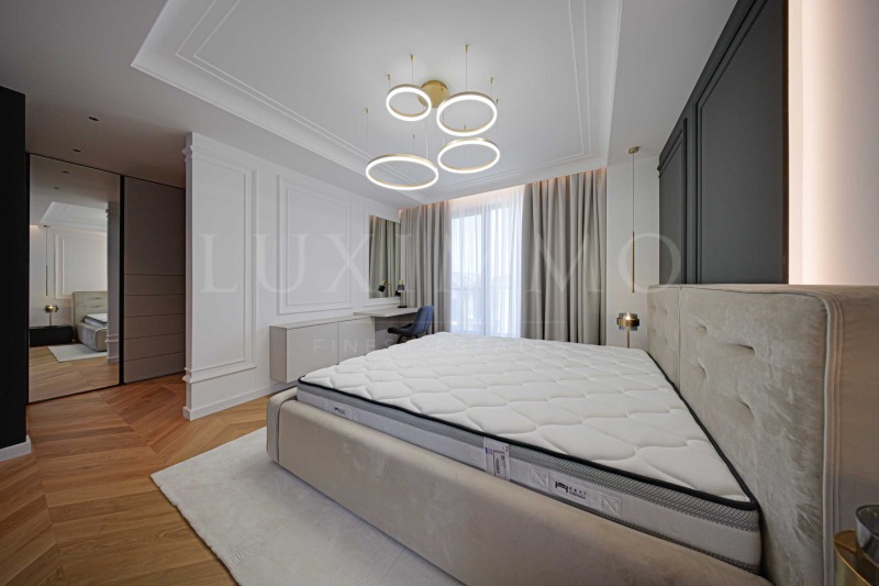 Издаје се  Кућа Софија , Симеоново , 375 м2 | 99396785 - слика [16]