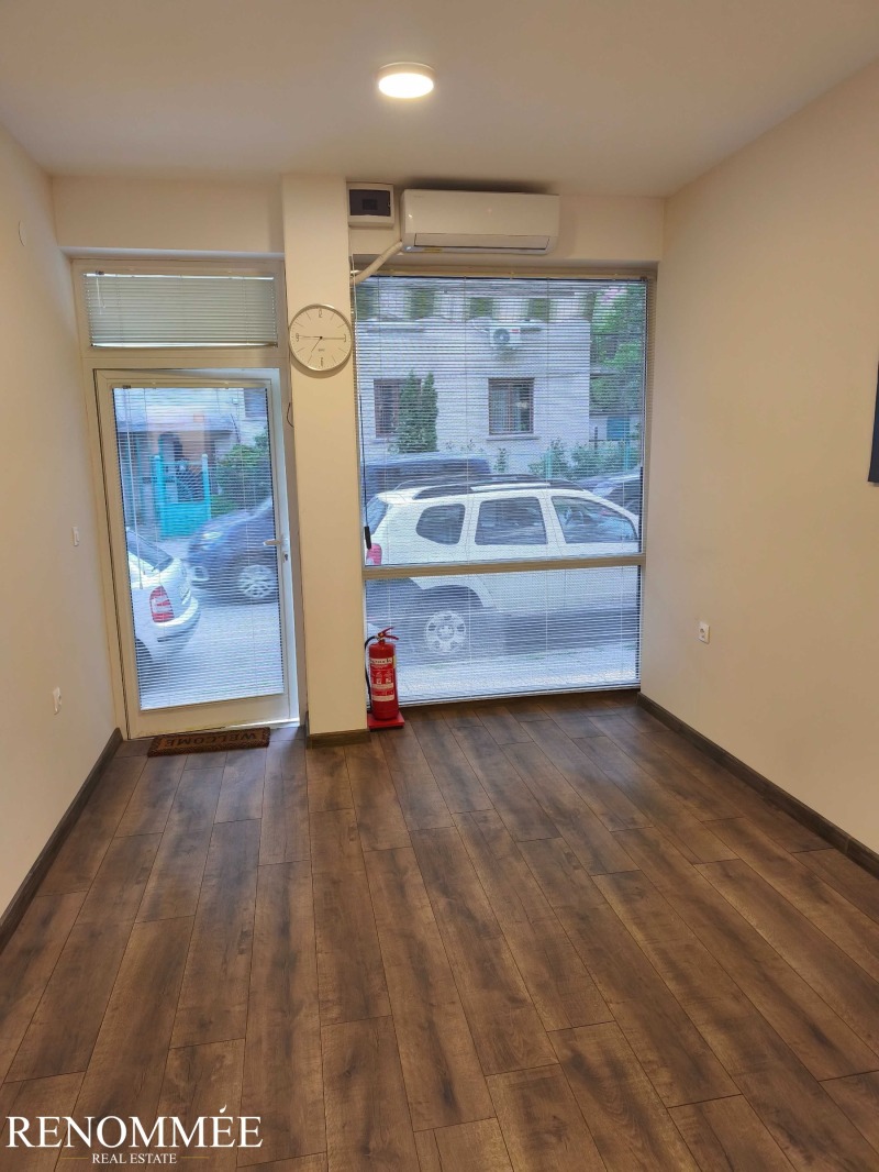 Издаје се  Схоп Софија , Редута , 20 м2 | 98685217 - слика [3]