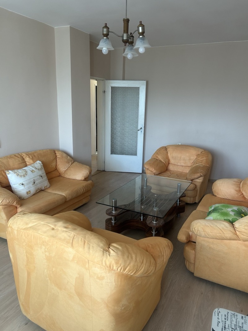 Do wynajęcia  1 sypialnia Ruse , Wazrażdane , 65 mkw | 27526417 - obraz [3]