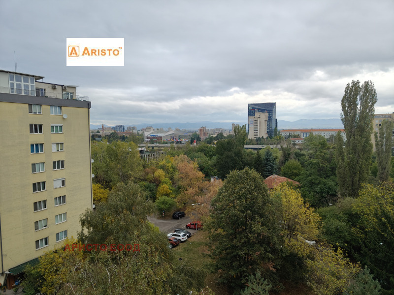 Til leje  1 soveværelse Sofia , Mladost 1 , 68 kvm | 71513312