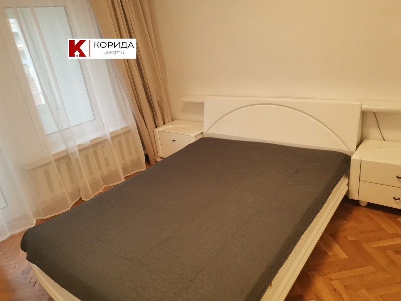 Дава под наем 3-СТАЕН, гр. София, Лозенец, снимка 8 - Апартаменти - 52478538