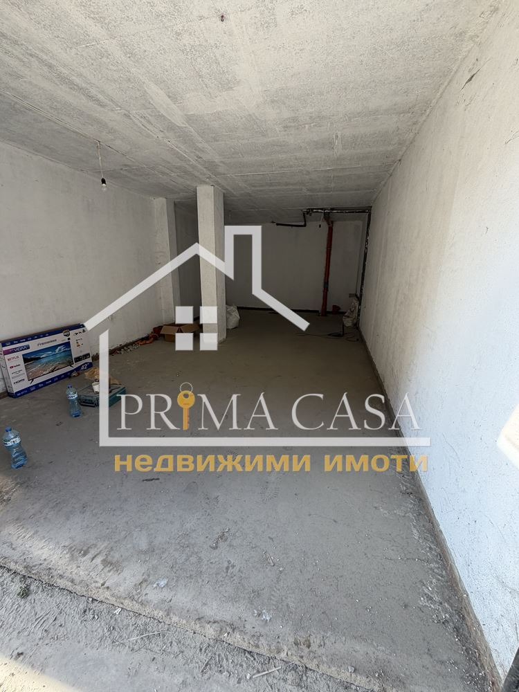 Дава под наем ГАРАЖ, ПАРКОМЯСТО, гр. Пловдив, Христо Смирненски, снимка 3 - Гаражи и паркоместа - 55632381