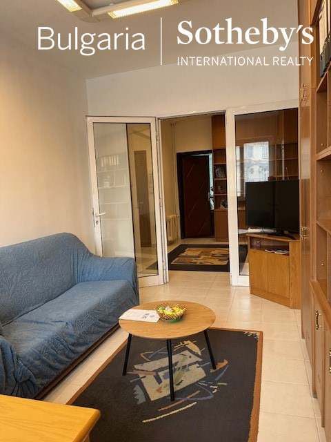 Дава под наем 2-СТАЕН, гр. София, Център, снимка 4 - Апартаменти - 54120429