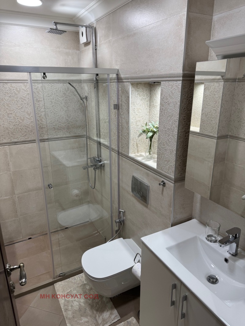 Дава под наем  4-стаен град София , Изгрев , 180 кв.м | 95042014 - изображение [14]