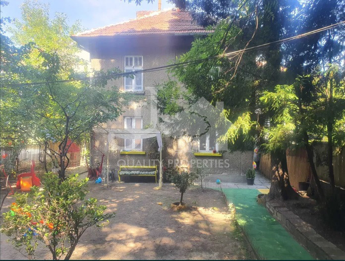 Te huur  Huis Sofia , Lozenets , 270 m² | 43267326
