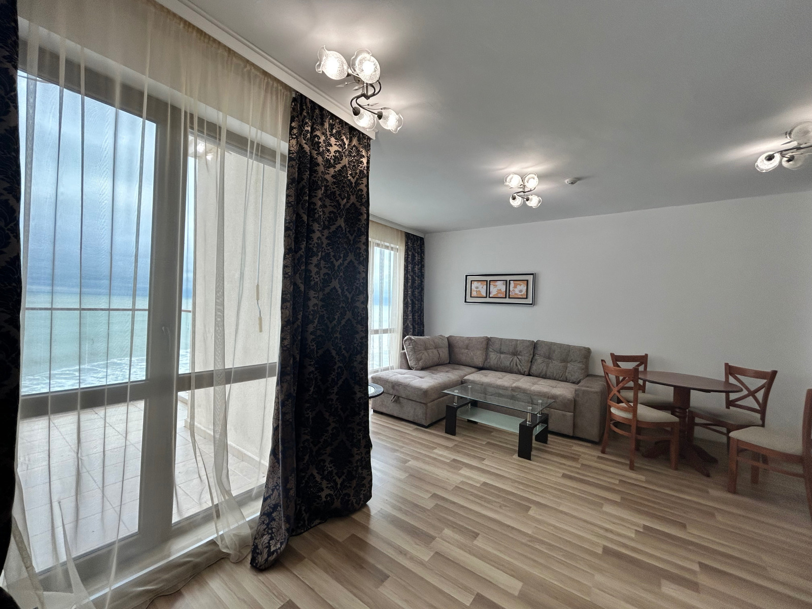 Дава под наем 2-СТАЕН, гр. Варна, м-т Ален мак, снимка 2 - Апартаменти - 53715815