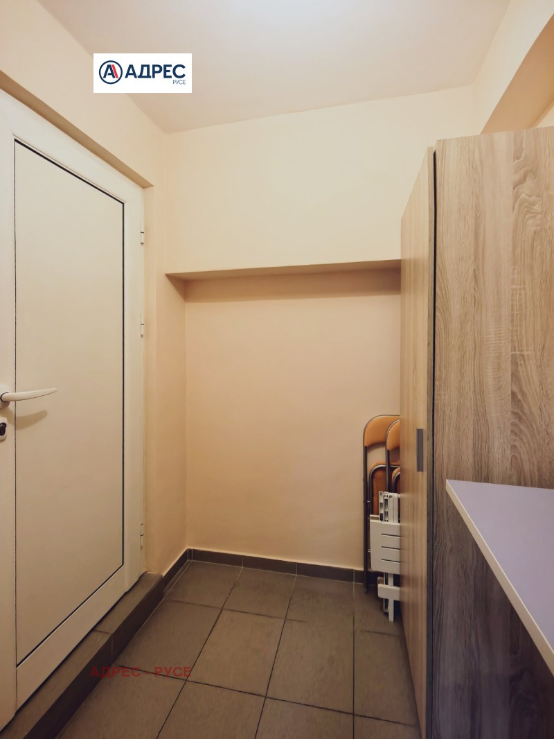 Дава под наем МАГАЗИН, гр. Русе, Център, снимка 6 - Магазини - 52774568