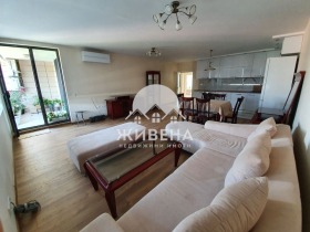 2 soverom Operata, Varna