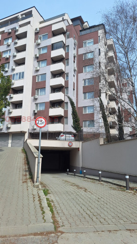 ГАРАЖ, ПАРКОМЯСТО, 35 m2