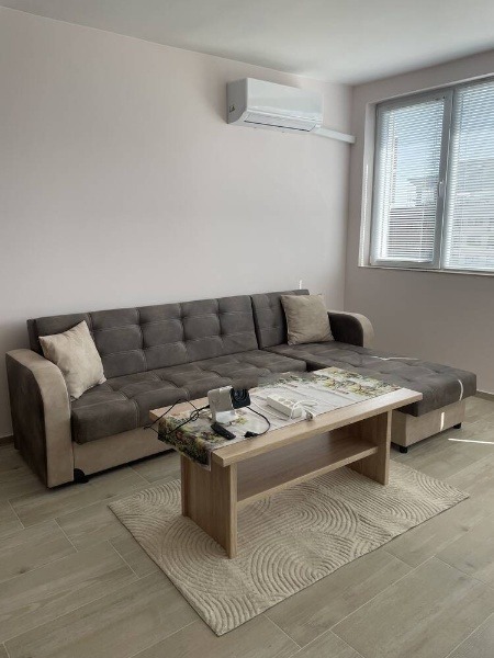 Kiadó  1 hálószoba Plovdiv , Sadijski , 100 négyzetméter | 10932092