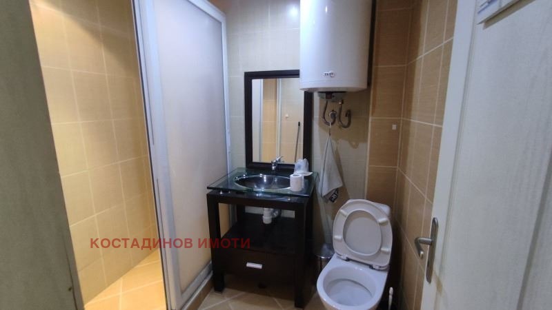 Para alugar  2 quartos Plovdiv , Kiutchuk Parij , 90 m² | 41635509 - imagem [6]