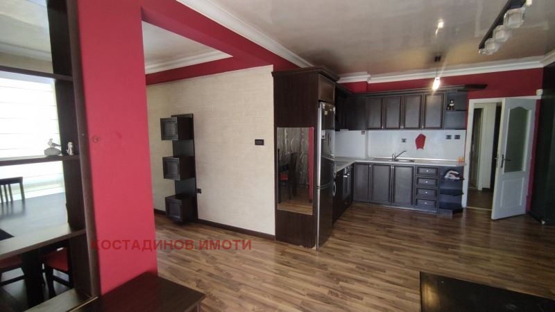 Para alugar  2 quartos Plovdiv , Kiutchuk Parij , 90 m² | 41635509 - imagem [3]