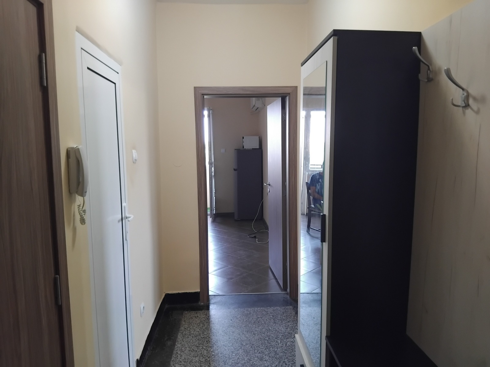 Дава под наем 2-СТАЕН, гр. Русе, Възраждане, снимка 16 - Апартаменти - 55570276