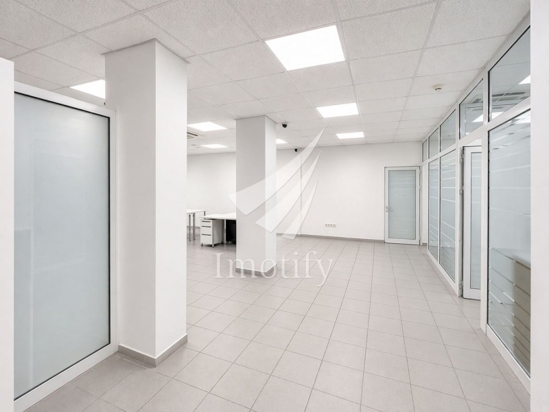Дава под Наем ОФИС в град София, Център - 224 кв.м / 1 456 € » 2 847.69 лв., ИМОТИФАЙ