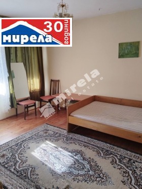 1 quarto Akaciia, Veliko Tarnovo 2