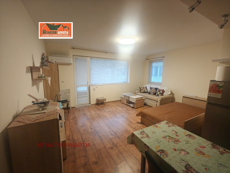 Дава под наем 1-СТАЕН, гр. Пазарджик, Център