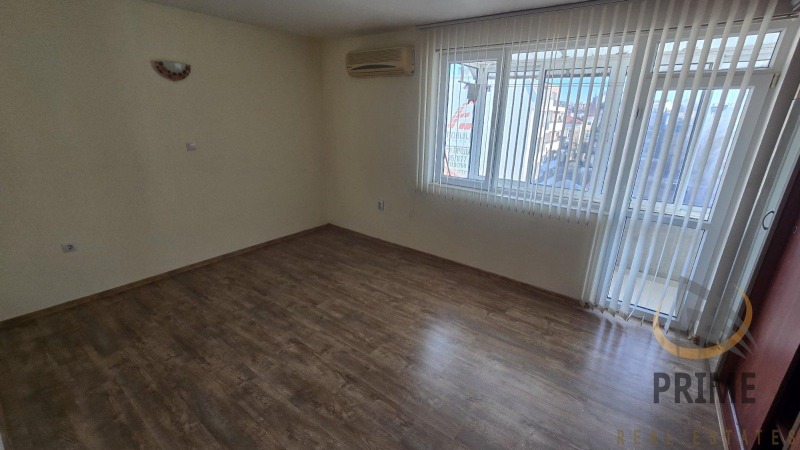 För uthyrning  2 sovrum Burgas , Centar , 100 kvm | 68546885 - bild [10]