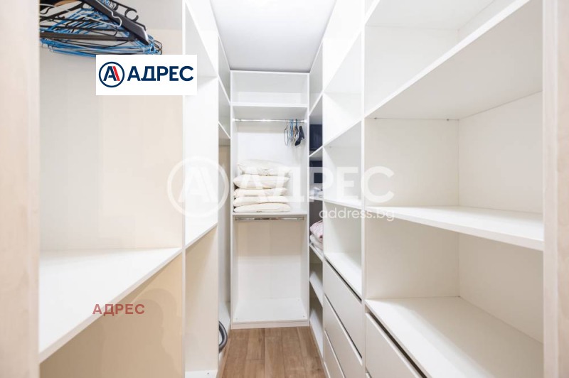 Дава под наем МНОГОСТАЕН, гр. Варна, Център, снимка 15 - Апартаменти - 52563072