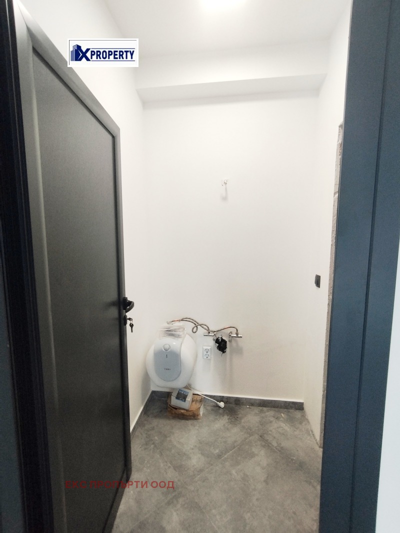 Zu vermieten  Büro Pernik , Iztok , 25 qm | 62710625 - Bild [5]