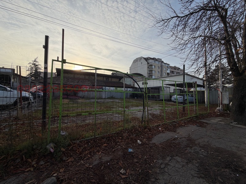 Дава под наем МЯСТО, гр. София, Люлин 8, снимка 2 - Парцели - 52783016