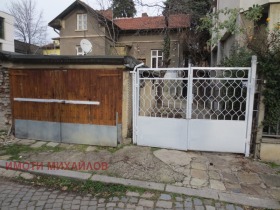 För uthyrning Garage