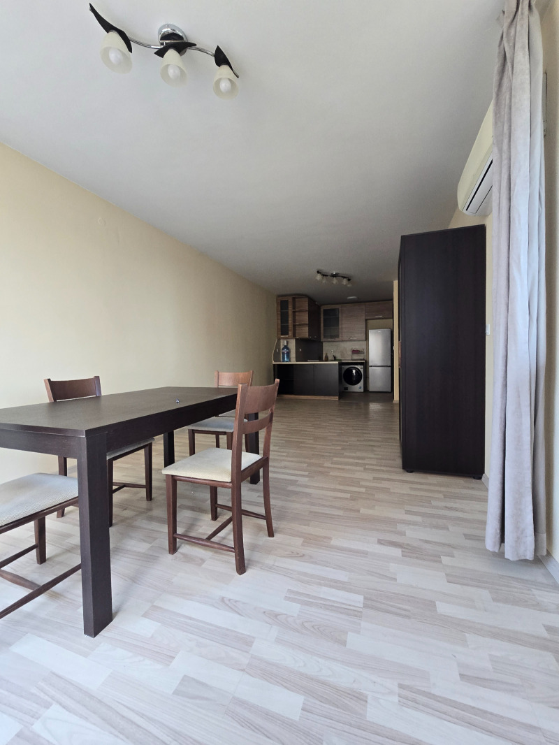 Vuokrattavana  1 makuuhuone Sofia , Ljulin 3 , 78 neliömetriä | 70452135 - kuva [2]