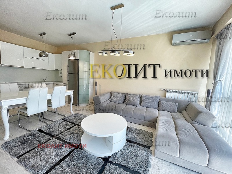Te huur  2 slaapkamers Sofia , Iztok , 127 m² | 77851807