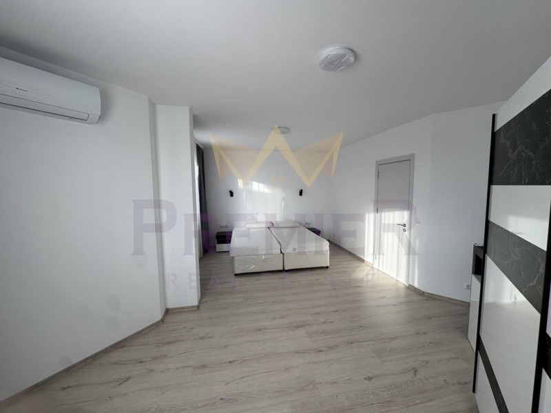 Дава под наем 3-СТАЕН, гр. Варна, Изгрев, снимка 2 - Апартаменти - 52636252