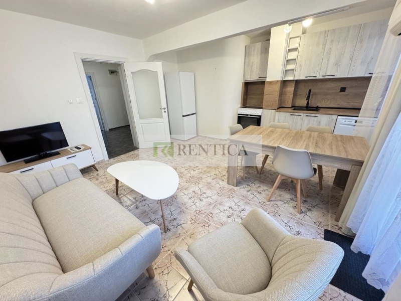 Дава под наем 3-СТАЕН, гр. Варна, ВИНС-Червен площад