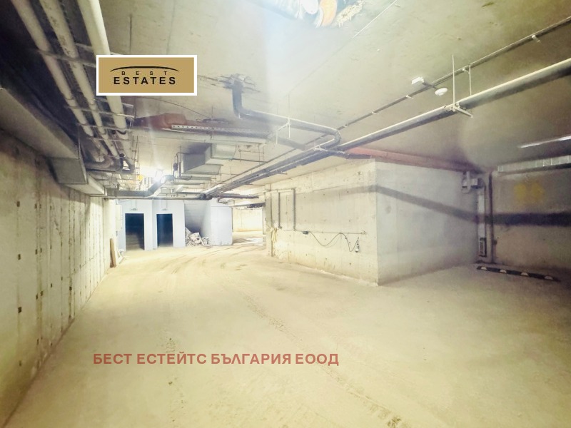 Дава под наем ГАРАЖ, ПАРКОМЯСТО, гр. София, Бъкстон, снимка 4 - Гаражи и паркоместа - 53107008