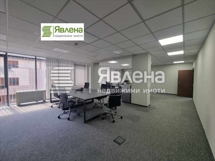 Do wynajęcia  Biuro Sofia , Iztok , 300 mkw | 43884199