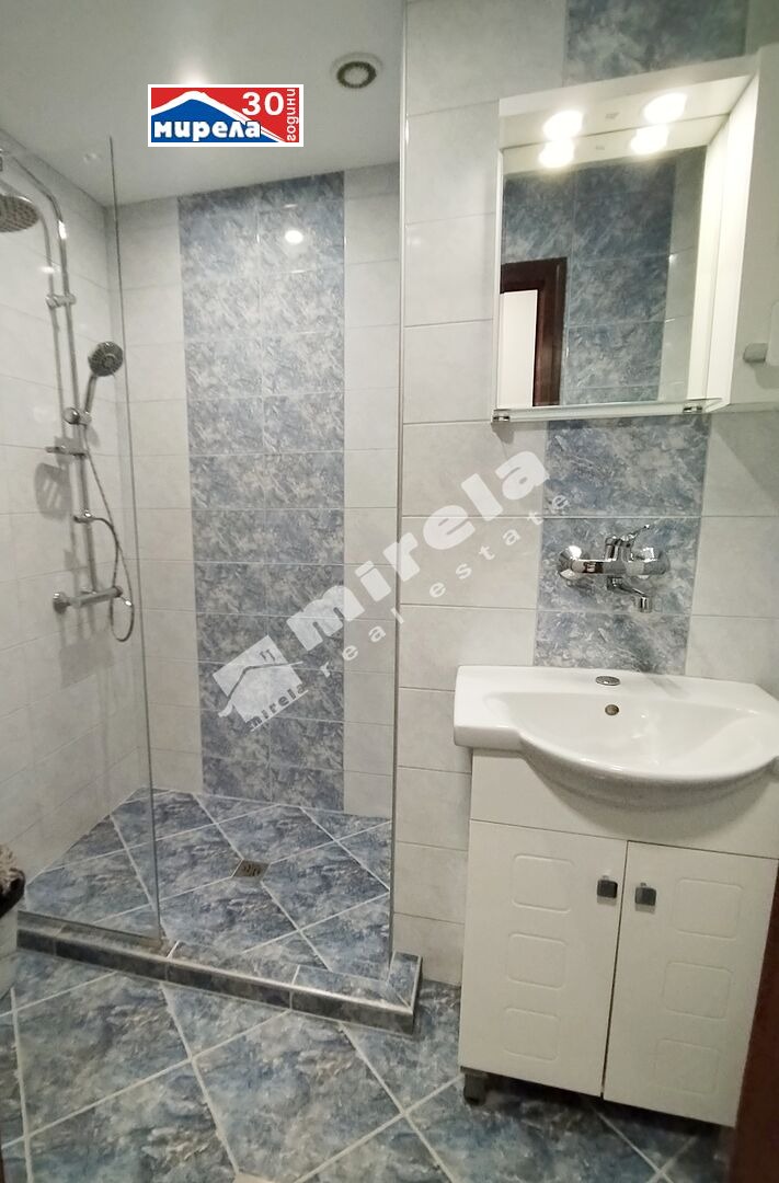 Издаје се  2 спаваће собе Велико Тарново , Центар , 85 м2 | 35147940 - слика [11]