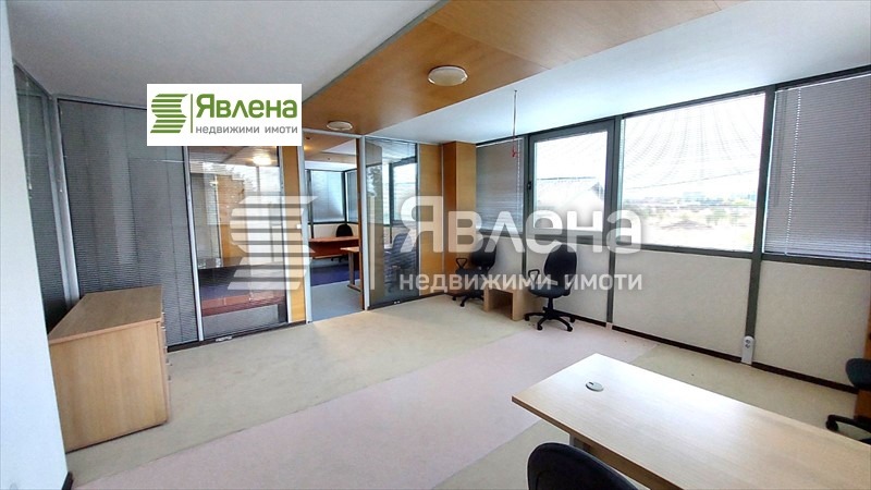 För uthyrning  Kontor Sofia , Vrajdebna , 400 kvm | 96740444 - bild [5]