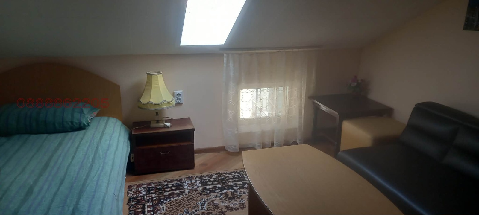 Дава под наем АТЕЛИЕ, ТАВАН, гр. Варна, Цветен квартал, снимка 2 - Апартаменти - 53924101