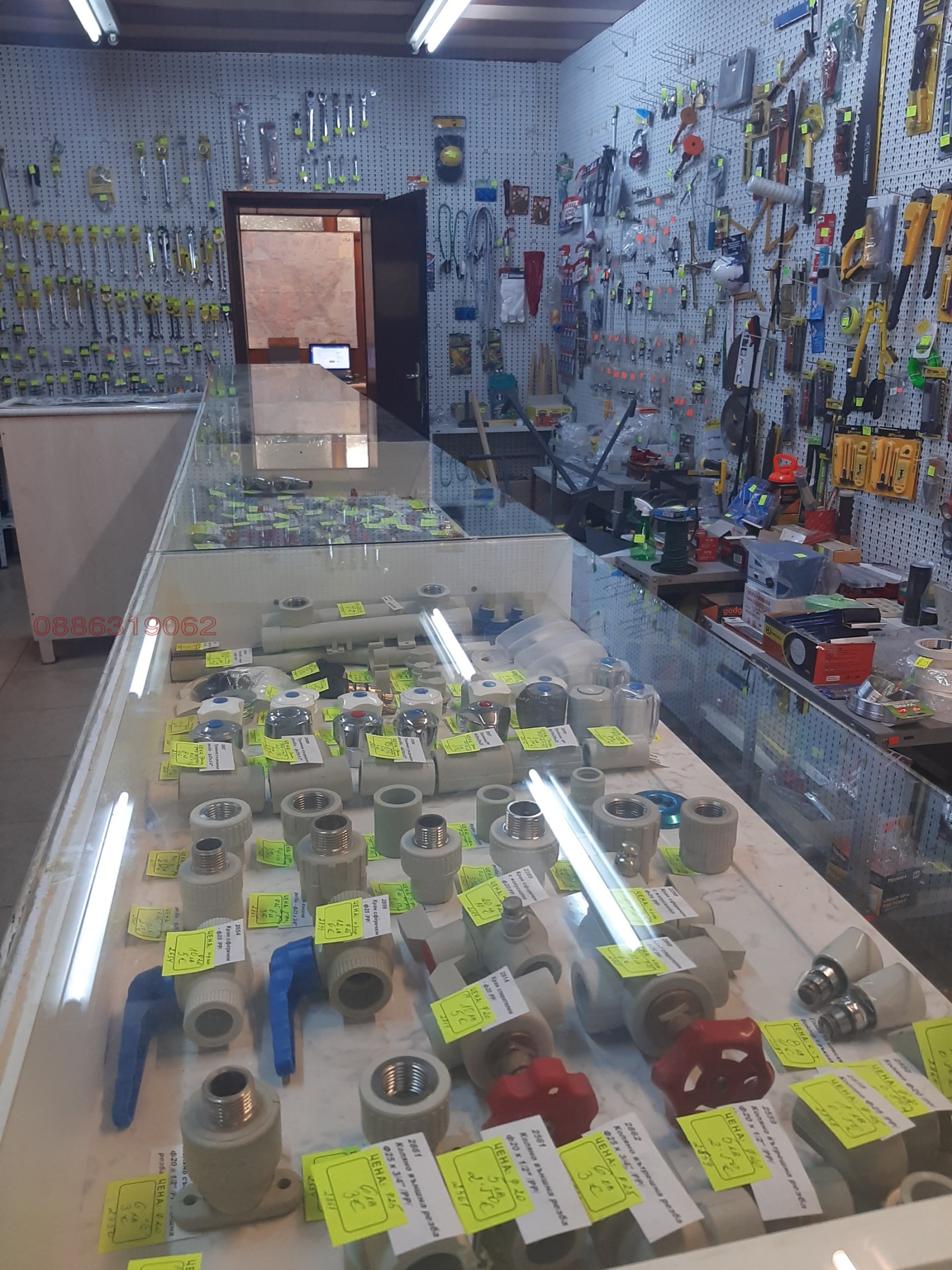 Дава под наем МАГАЗИН, гр. София, Център, снимка 12 - Магазини - 56310816