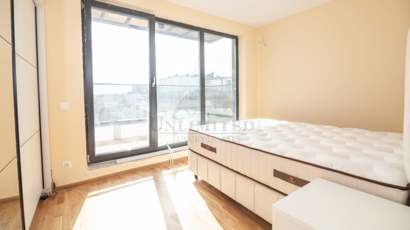 Vuokrattavana  3 makuuhuonetta Sofia , Krastova vada , 200 neliömetriä | 22840902 - kuva [11]