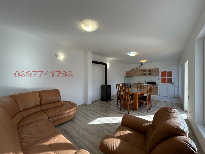 Дава под наем КЪЩА, с. Соколово, област Добрич, снимка 4 - Къщи - 52782479