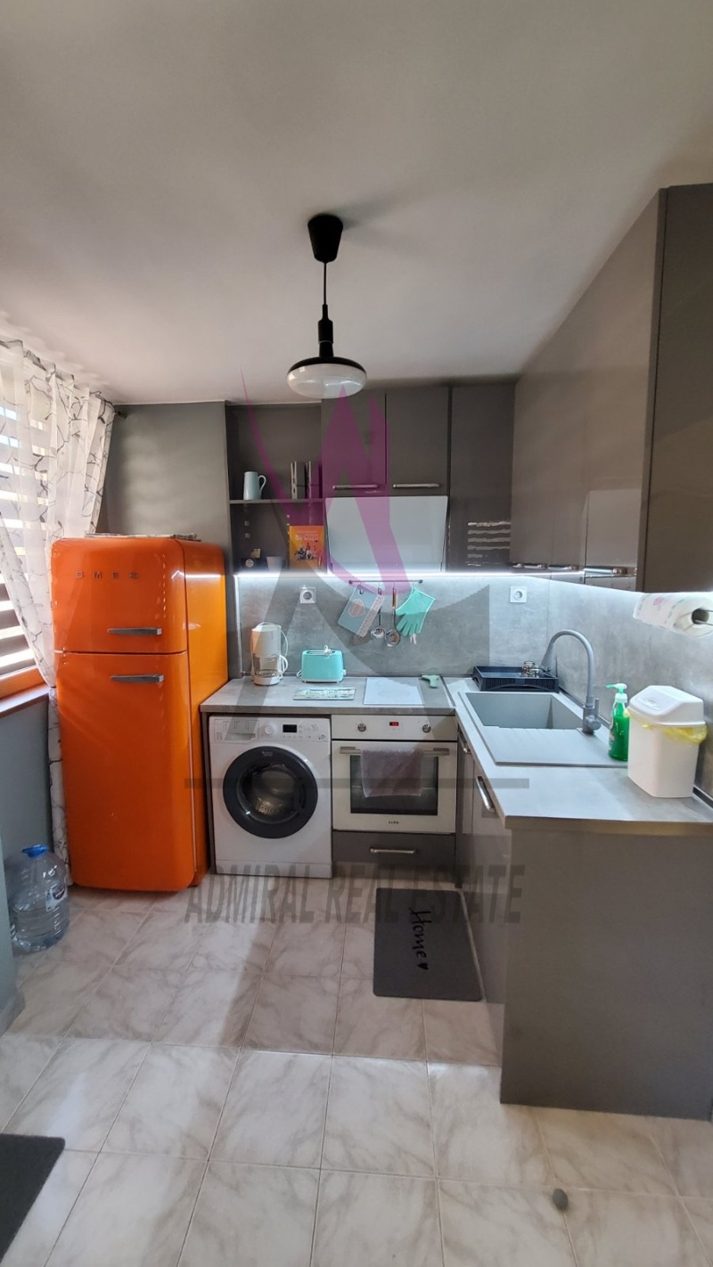 Дава под нем  2-стаен, град Варна, Център •  550 EUR • ID 67212940 — holmes.bg - [1] 