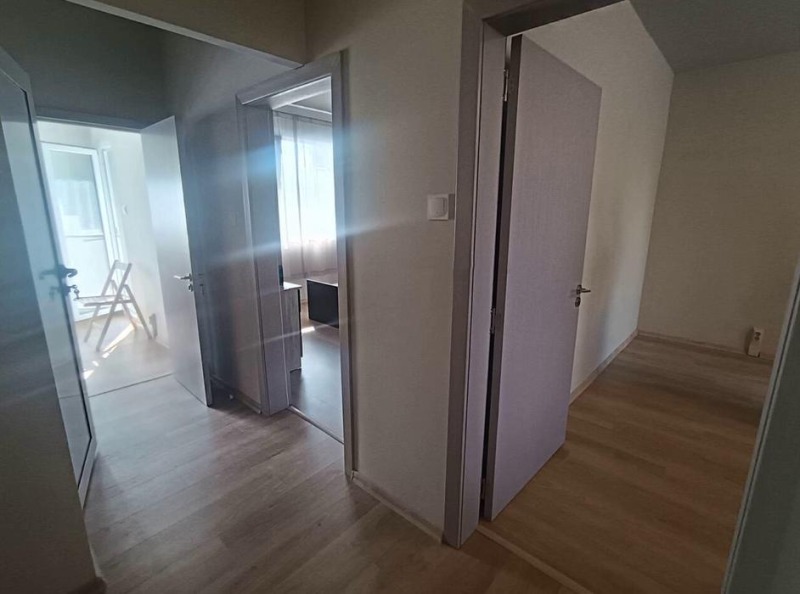 Zu vermieten  1 Schlafzimmer Sofia , Zona B-5 , 68 qm | 87319999 - Bild [8]