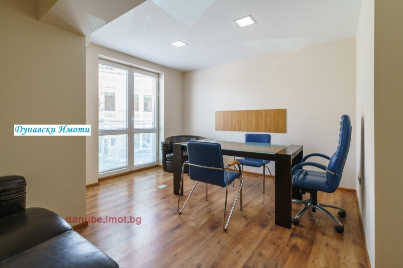 Дава под наем ОФИС, гр. Русе, Център, снимка 2 - Офиси - 53023387