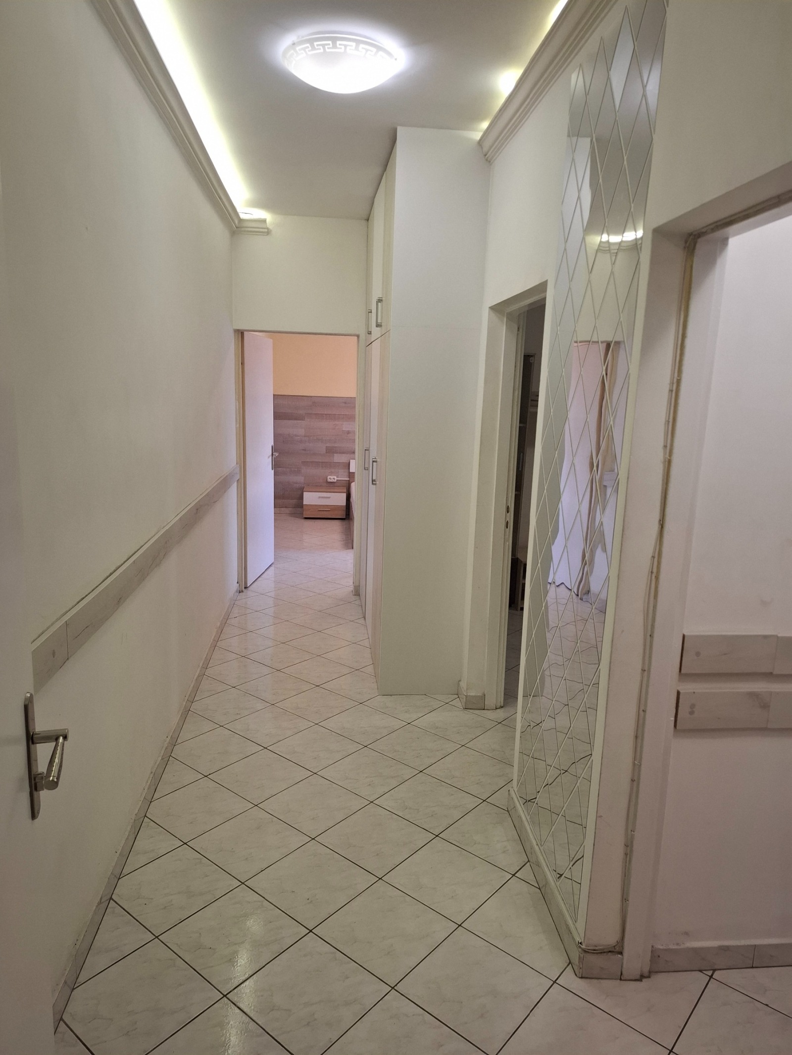 Дава под наем 2-СТАЕН, гр. Пловдив, Център, снимка 14 - Апартаменти - 54307732