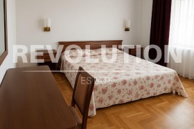 Hus Gulv m-t Dolna Traka, Varna 4