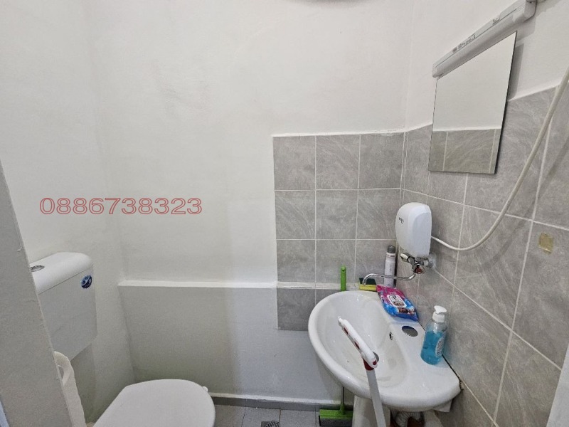 För uthyrning  Kontor Sofia , Strelbistje , 65 kvm | 43652197 - bild [4]