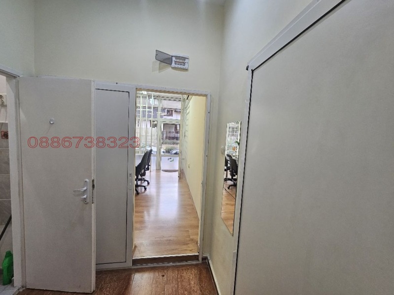 För uthyrning  Kontor Sofia , Strelbistje , 65 kvm | 43652197 - bild [3]
