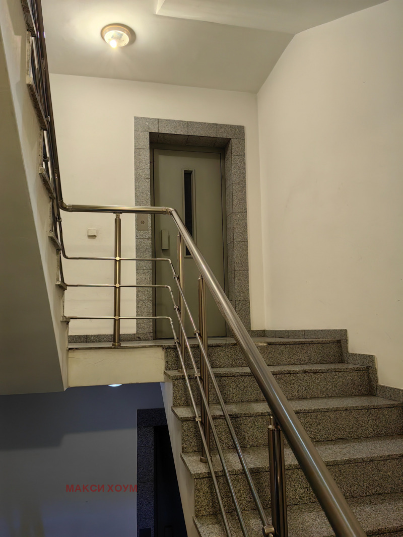 En renta  1 dormitorio Sofia , Tsentar , 72 metros cuadrados | 46107562 - imagen [11]