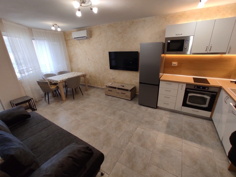 Дава под наем 2-СТАЕН, гр. Пловдив, Кючук Париж, снимка 3 - Апартаменти - 53151793