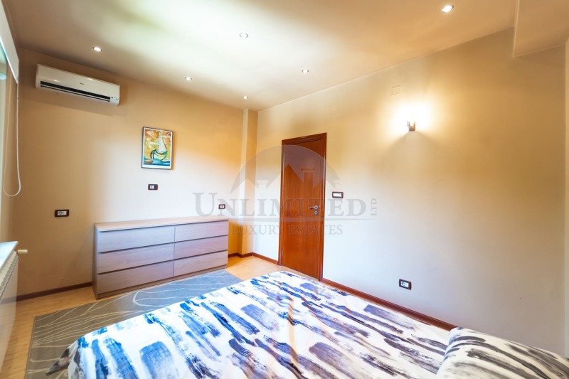A louer  3 chambres Sofia , Tsentar , 190 m² | 70994537 - image [16]